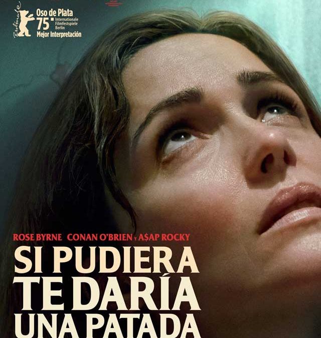 Cine: Si pudiera, te daría una patada.  En conmemoración del Día Internacional de la Mujer.