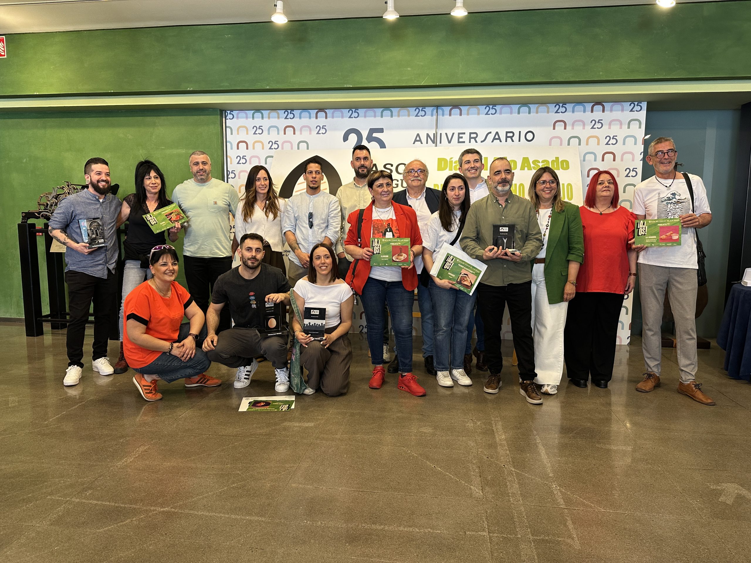 El “Chisajo” de Restobar Chis&Co, ganador del premio al mejor Pincho de Ajo 2026 